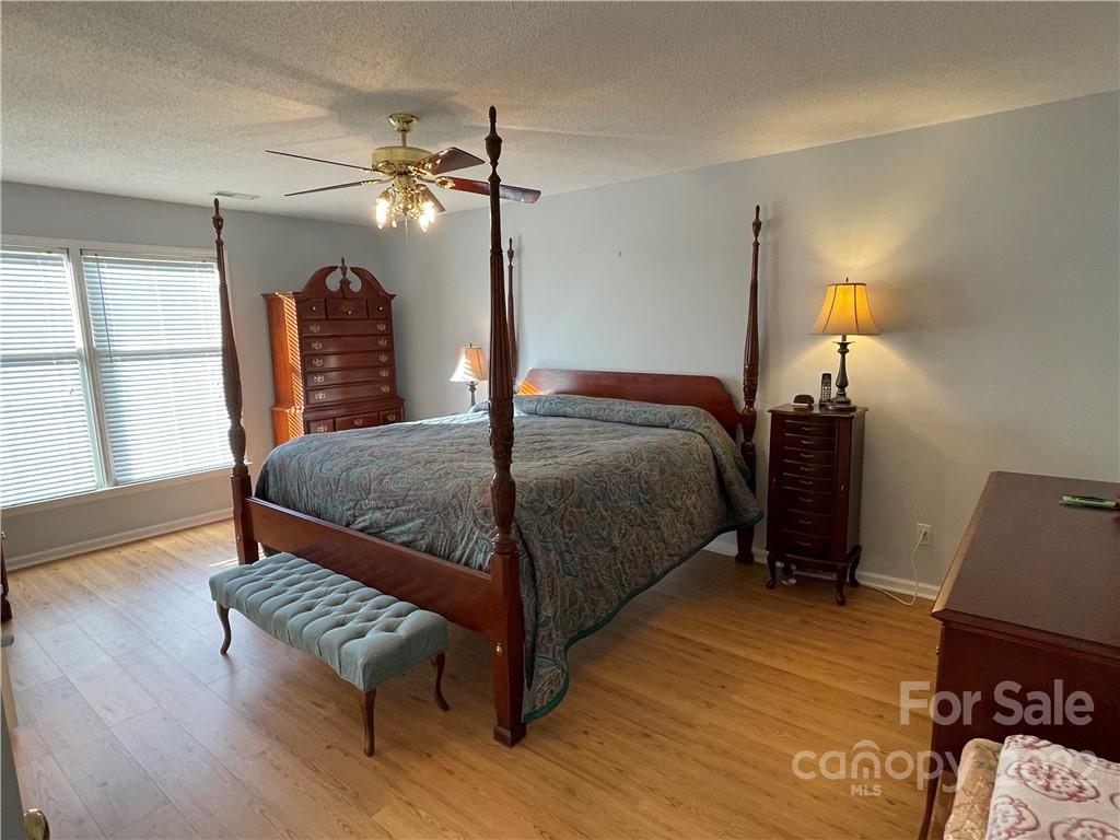 Stablegate Farms - Residential