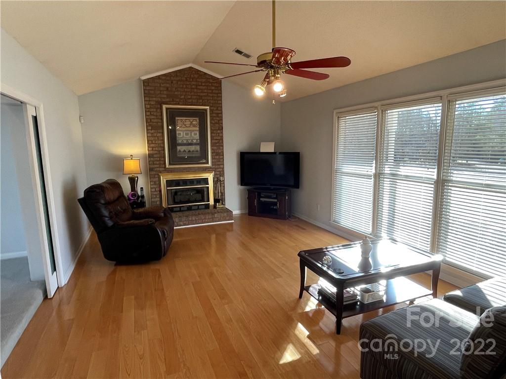 Stablegate Farms - Residential