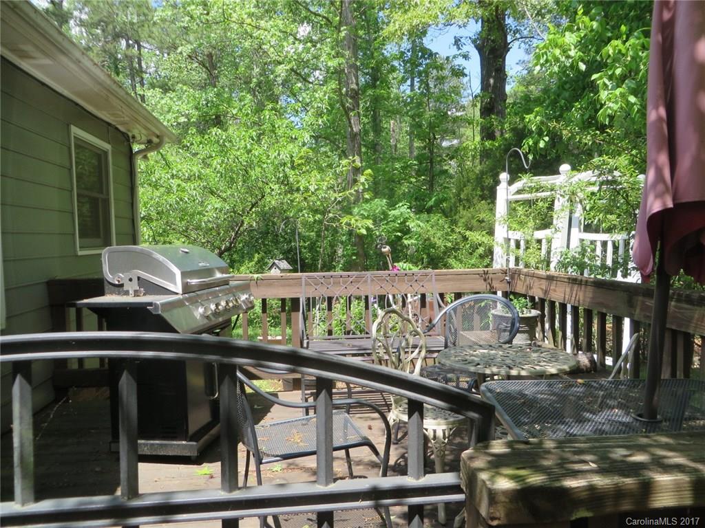 Creekside Village - Residential