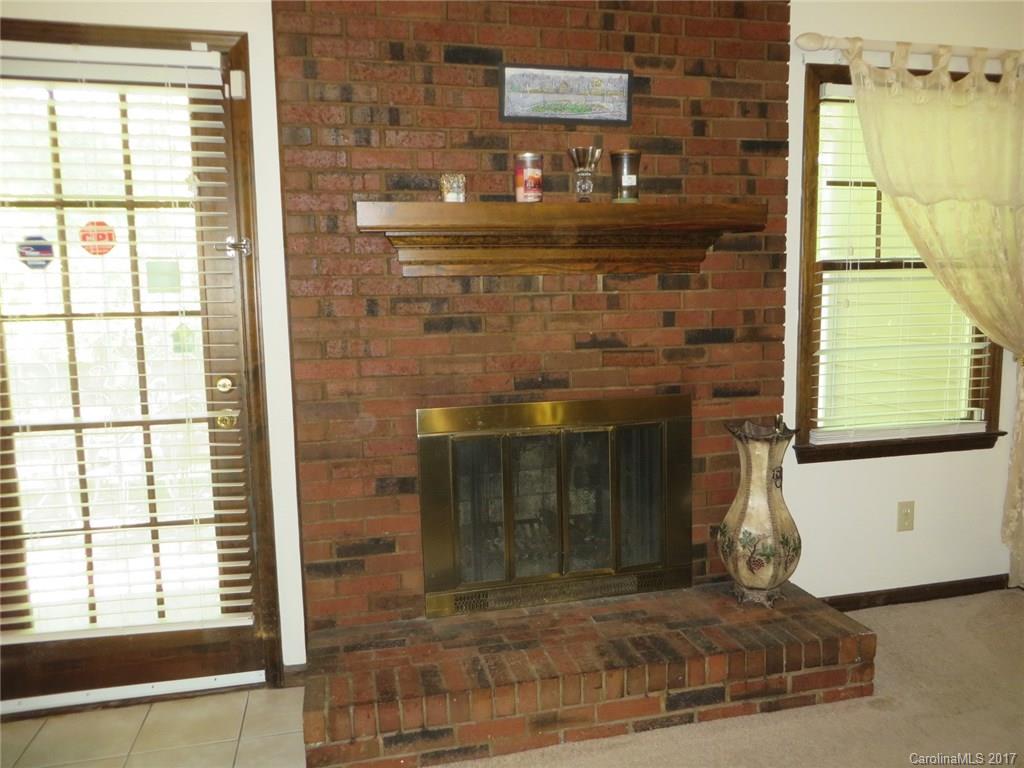 Creekside Village - Residential