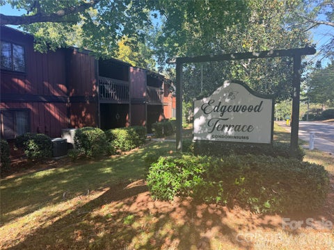 Photo of 47 Edgewood Avenue #Apt. B8, Concord, NC 28025 (MLS # 4434073)