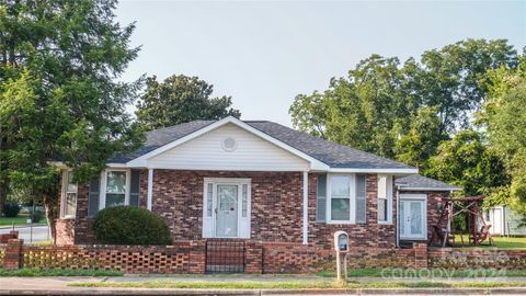 A home in Winnsboro