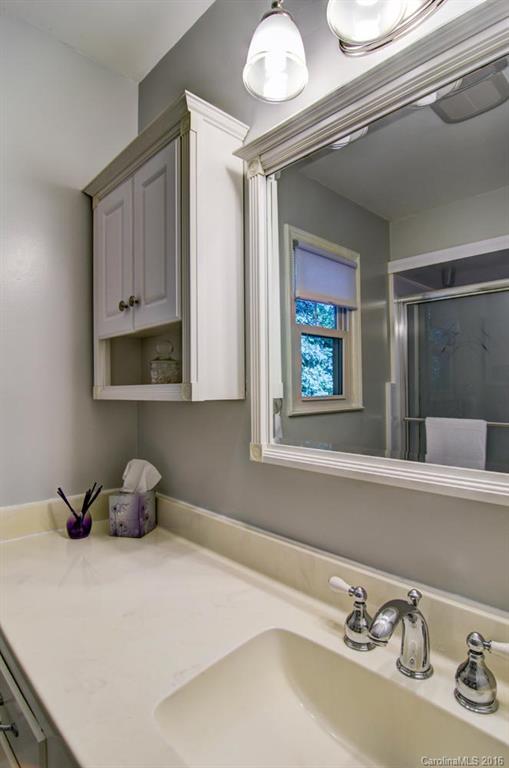 Lansdowne - Residential