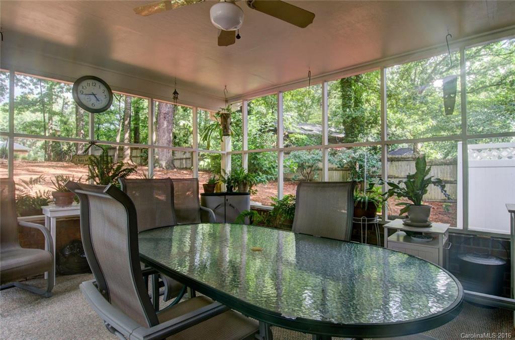 Lansdowne - Residential