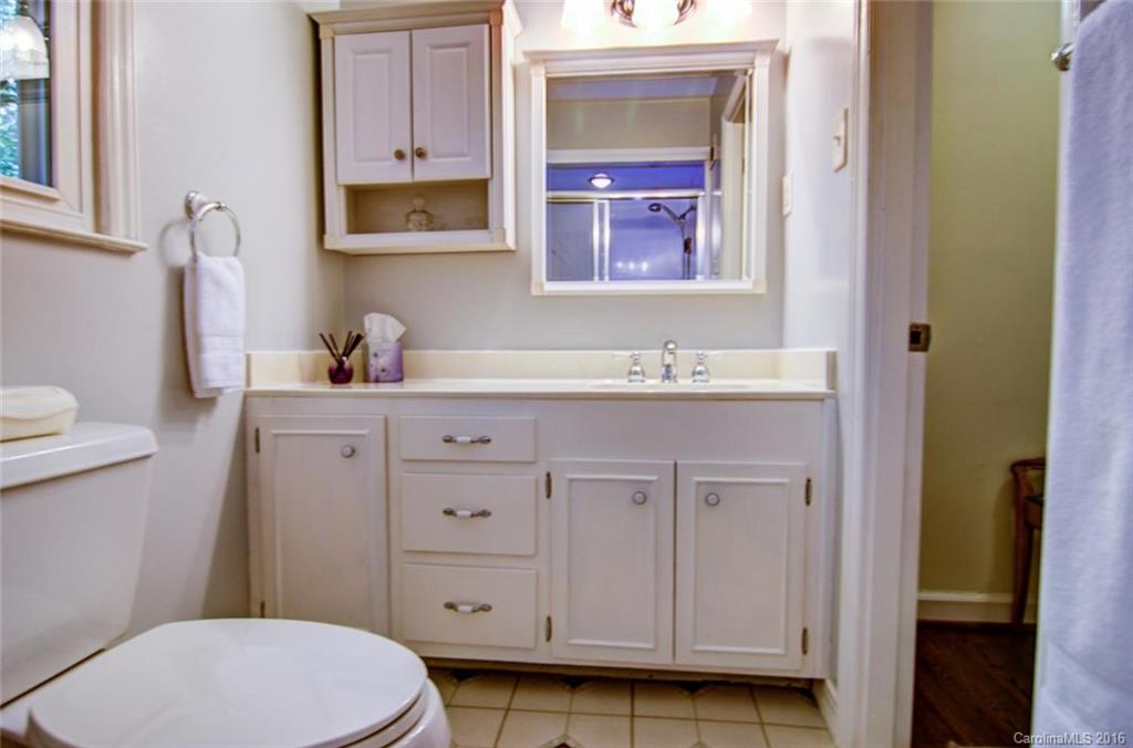 Lansdowne - Residential