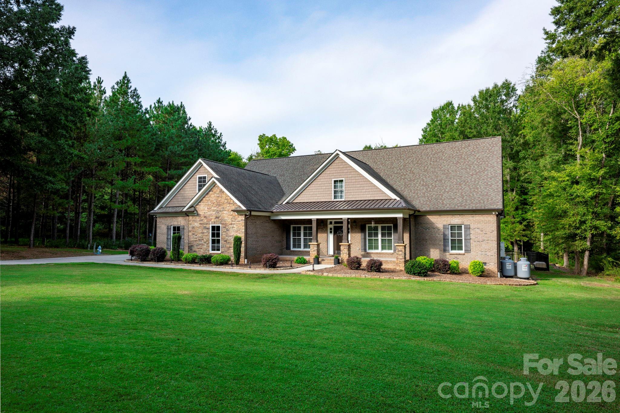 5923 Rocky River Road N
