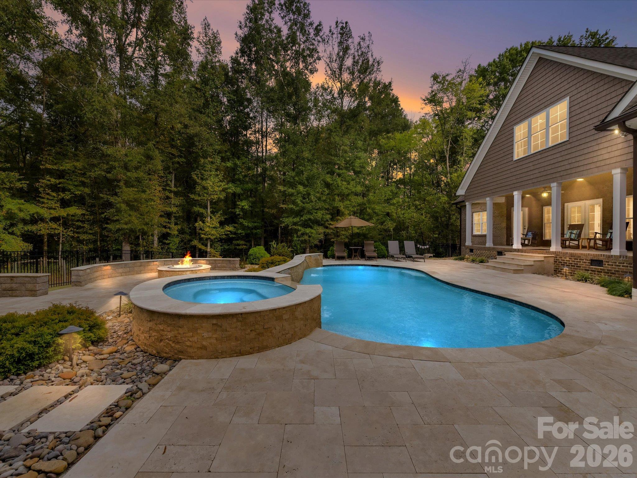 5923 Rocky River Road N