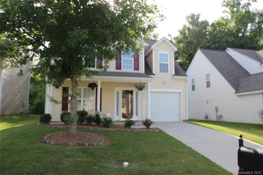 Pristine and ready to move in. Laminate wood flooring on the main. Carpet in great condition. Freshly painted walls. Landscaping is picture perfect.