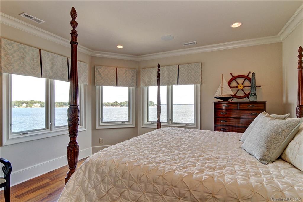 Governors Island - Residential