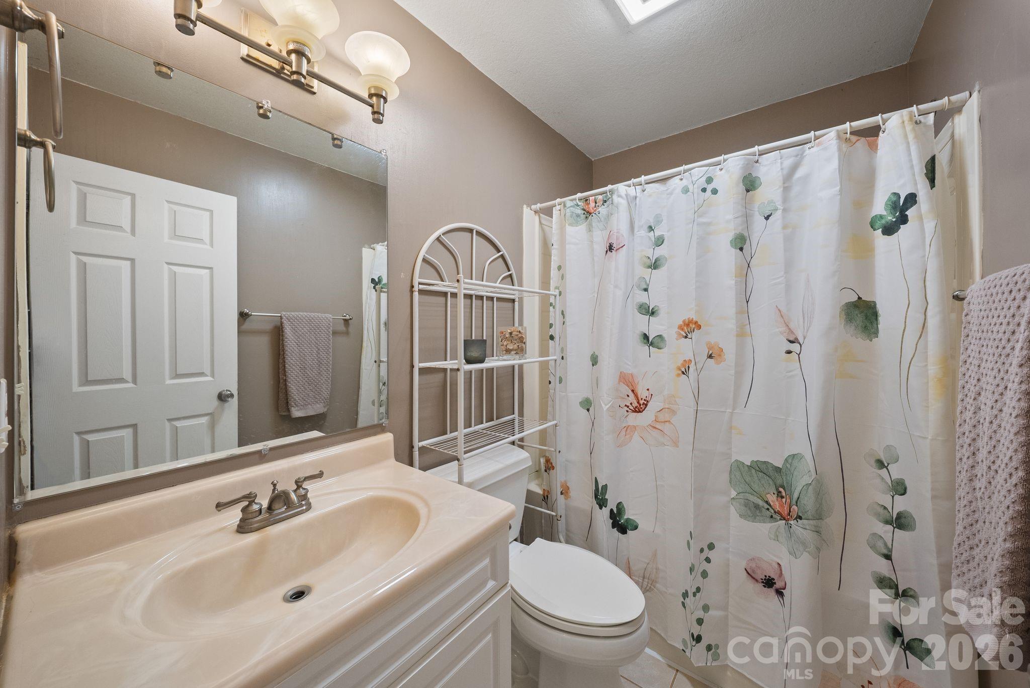 Chickwood Knoll - Residential