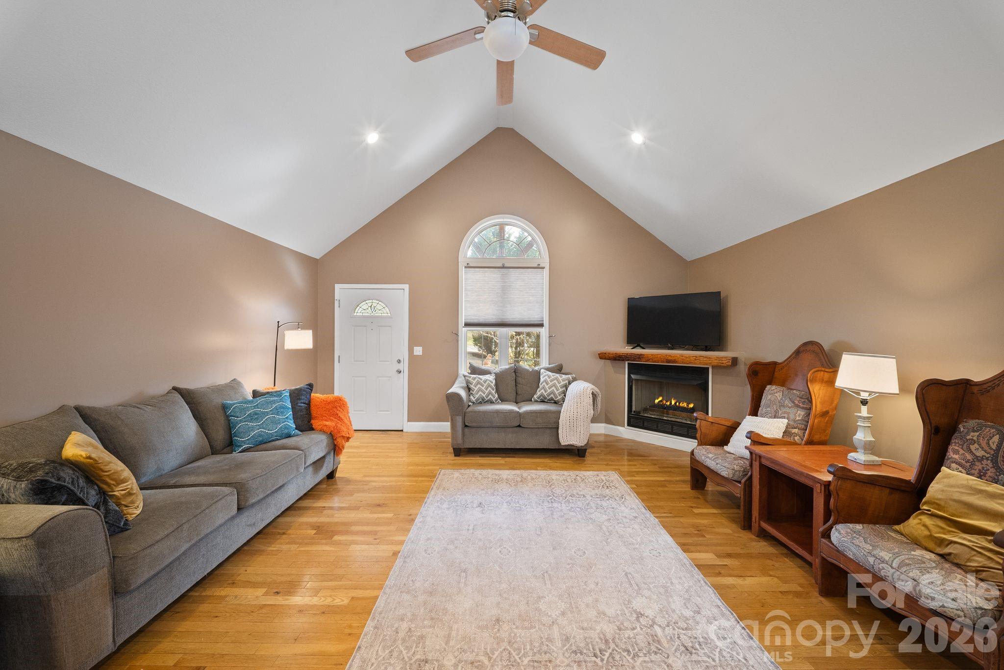 Chickwood Knoll - Residential