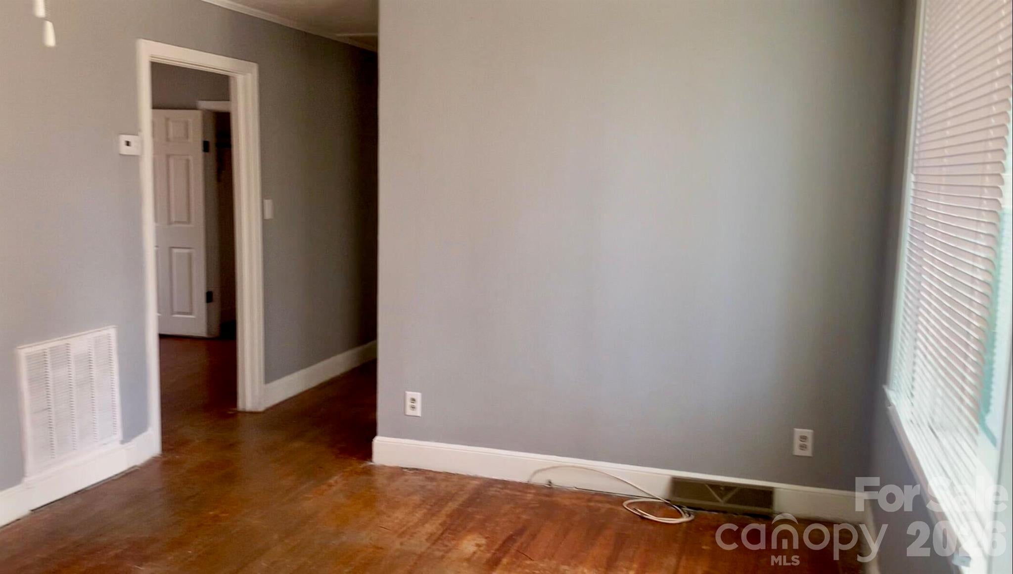 434 Cummings Street