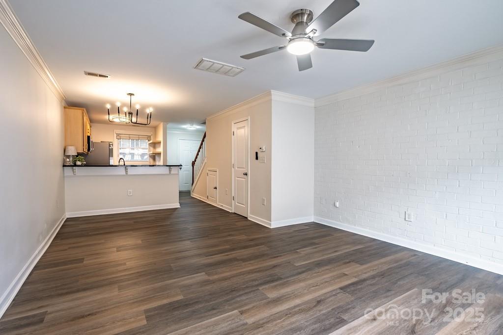 Williamsburg on Commonwealth - Residential