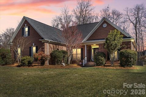 3746 Ayrshire Court Harrisburg NC 28075