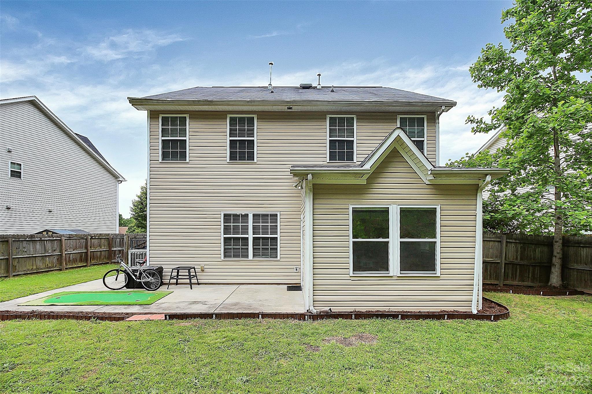 Jones Branch - Residential