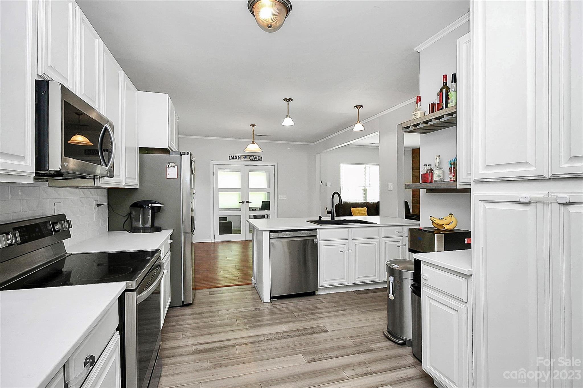 Jones Branch - Residential