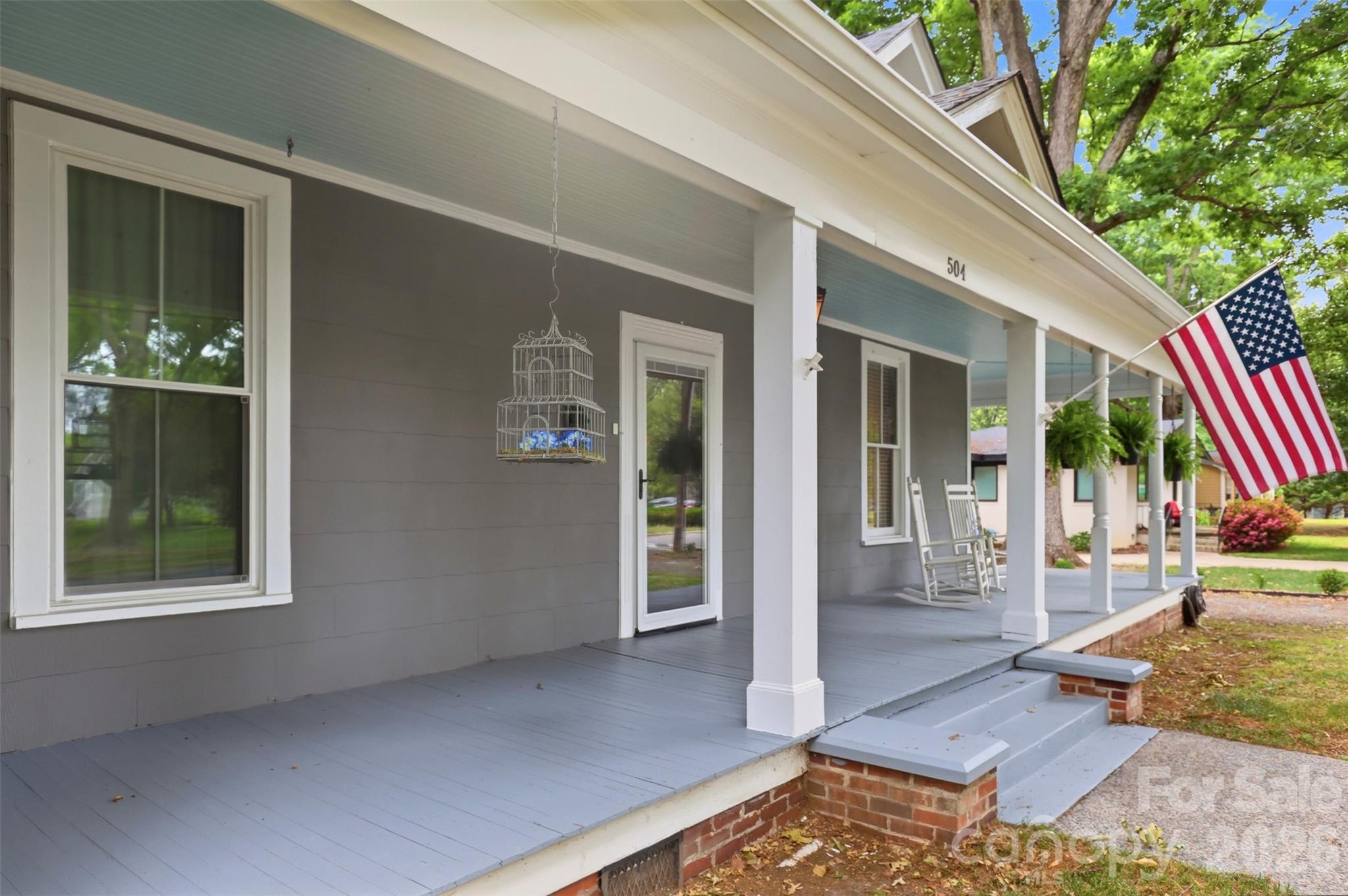 504 E Talleyrand Avenue
