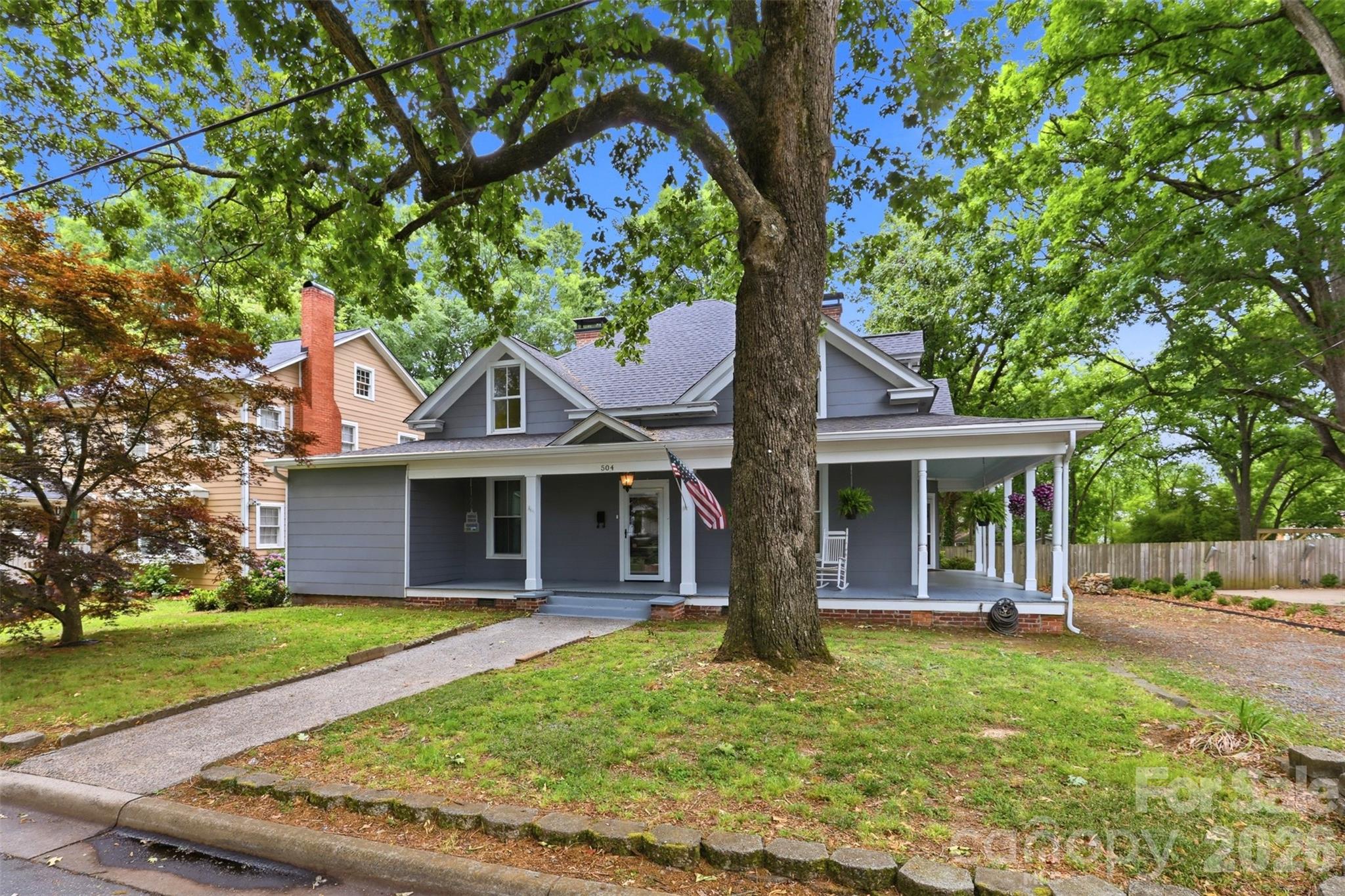 504 E Talleyrand Avenue