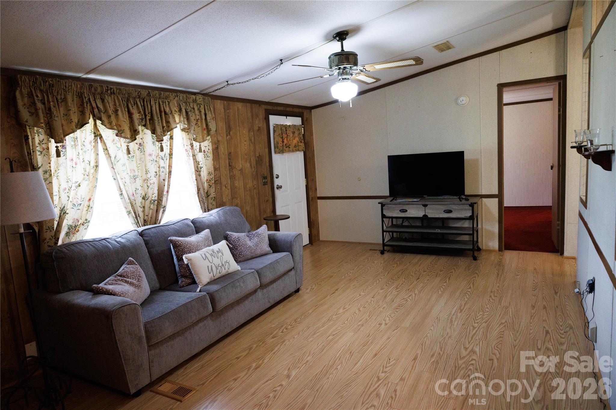 318 Tuckers Grove Road