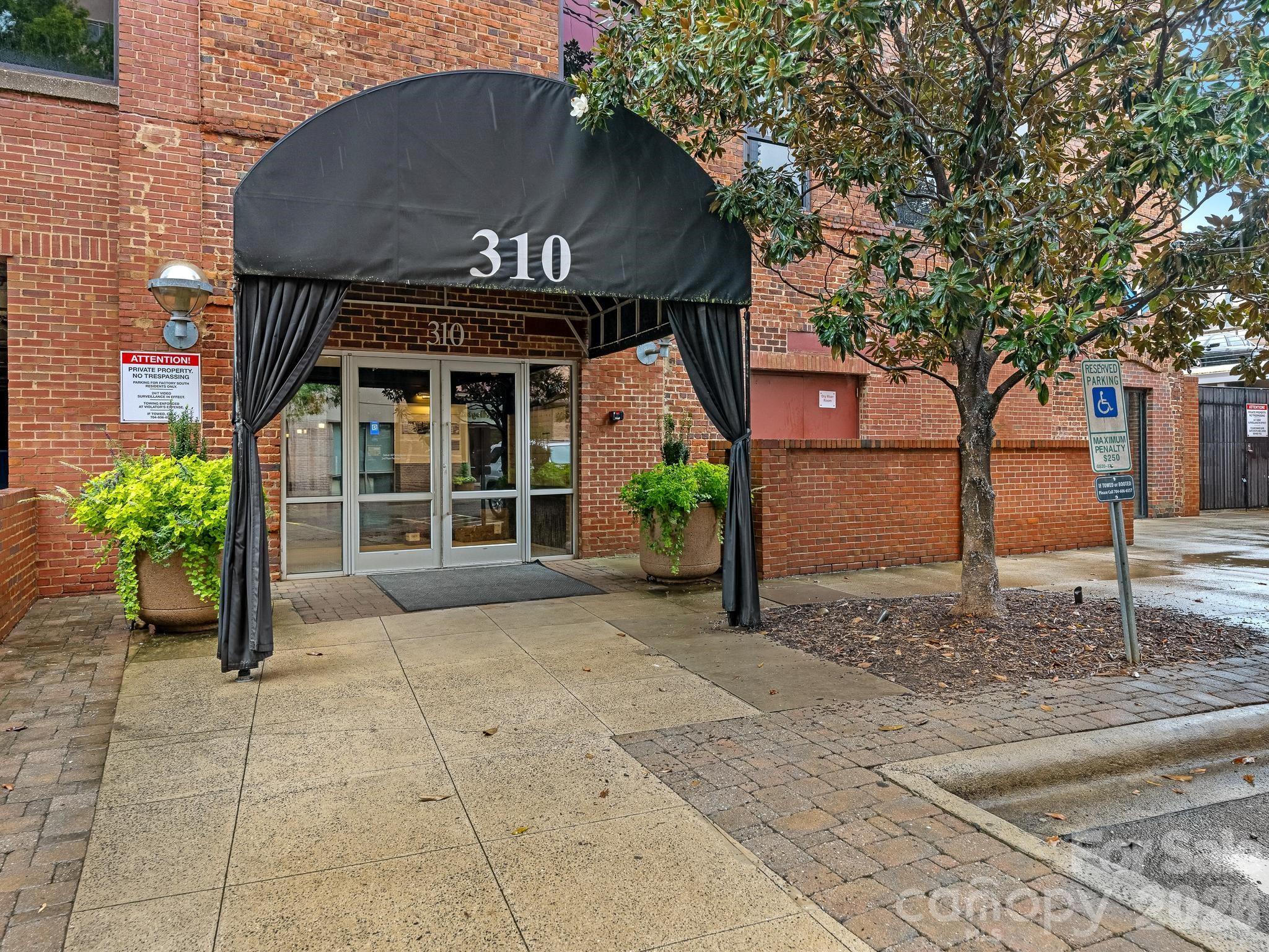 310 Arlington Avenue 418