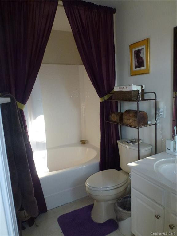 Ridge Pointe - Residential