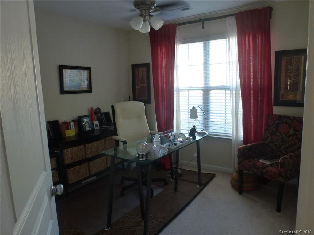 Ridge Pointe - Residential