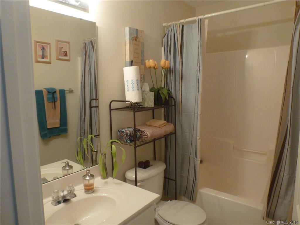 Ridge Pointe - Residential