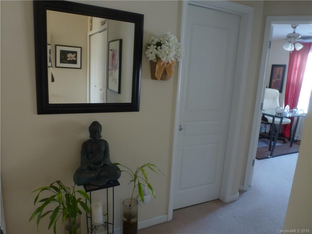 Ridge Pointe - Residential