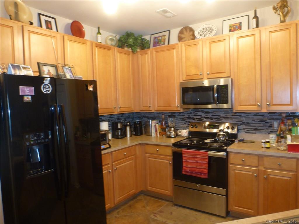 Ridge Pointe - Residential