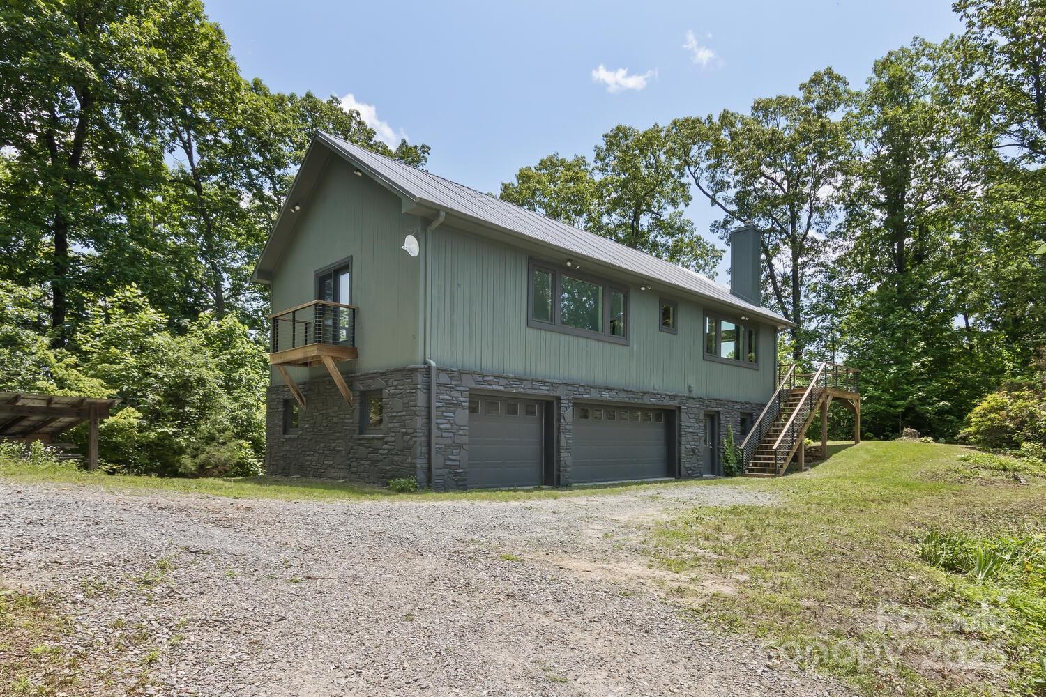 126 and 111 Visionview Way