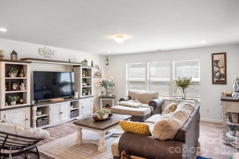 Photo of 108 Galley Lane, Statesville, NC 28677 (MLS # 4368676)