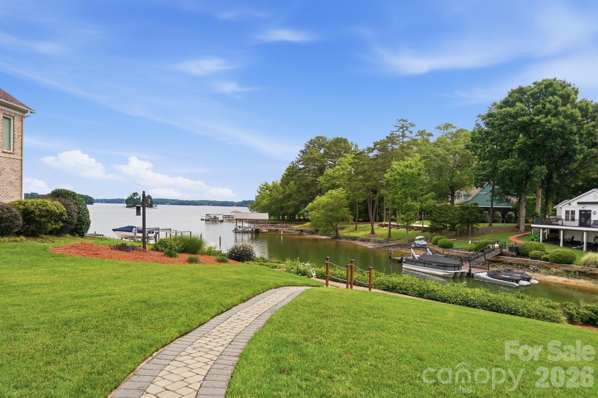 Lake Club - Residential
