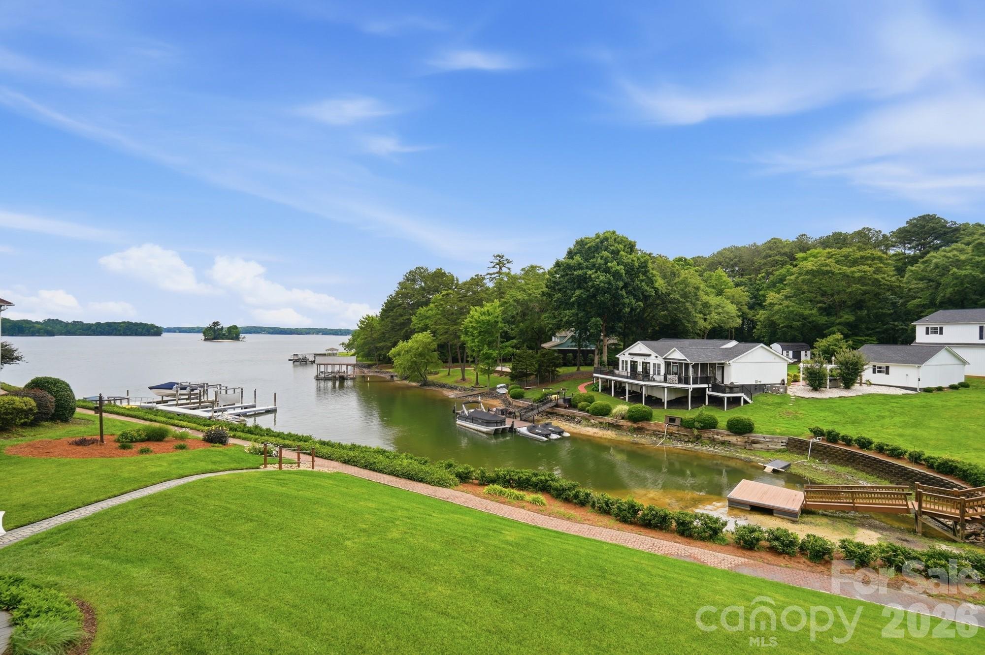 Lake Club - Residential