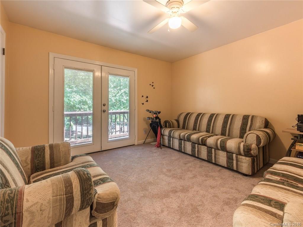 Tega Cay - Residential