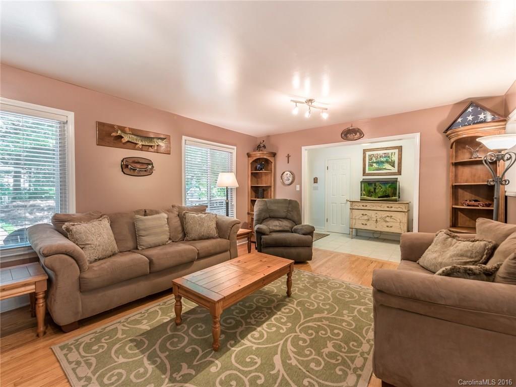 Tega Cay - Residential