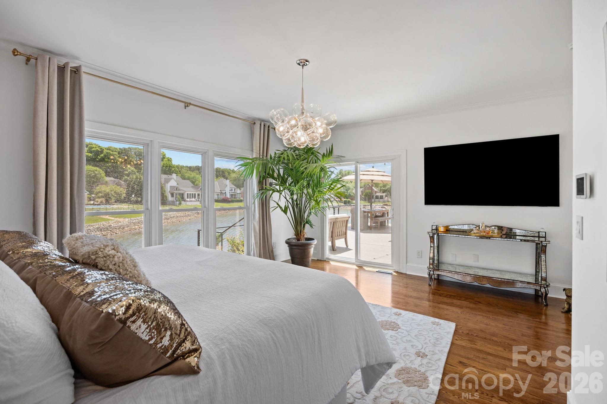 100 Norman Place - Residential