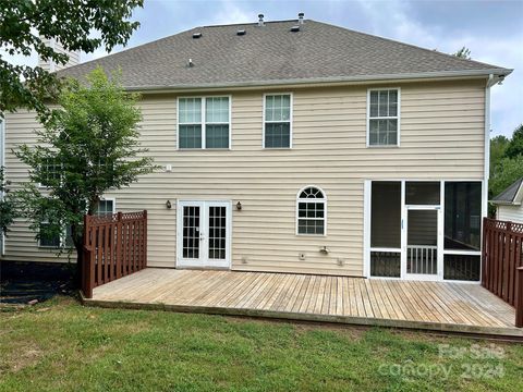 A home in Huntersville