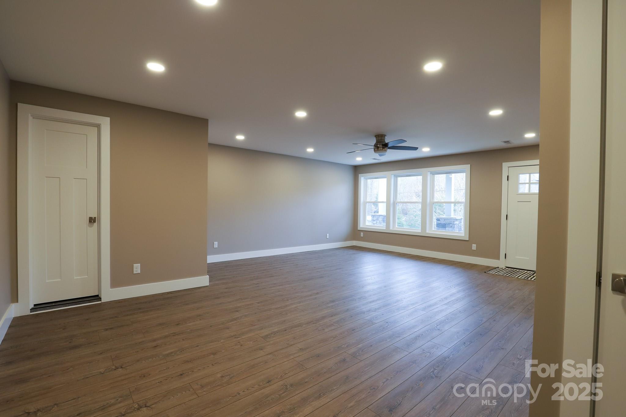 1711 Old Haywood Road