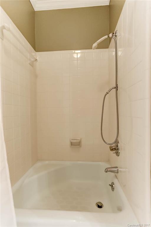 Lansdowne - Residential