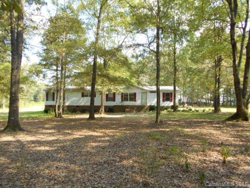 Outstanding opportunity. Wonderful home on 2 acres of land. Great location. Large master suite with huge garden tub. Great kitchen with island. Spacious floor plan. Fireplace. Large garage.  Do not miss this wonderful property. This Fannie Mae HomePath property is priced far under tax value.