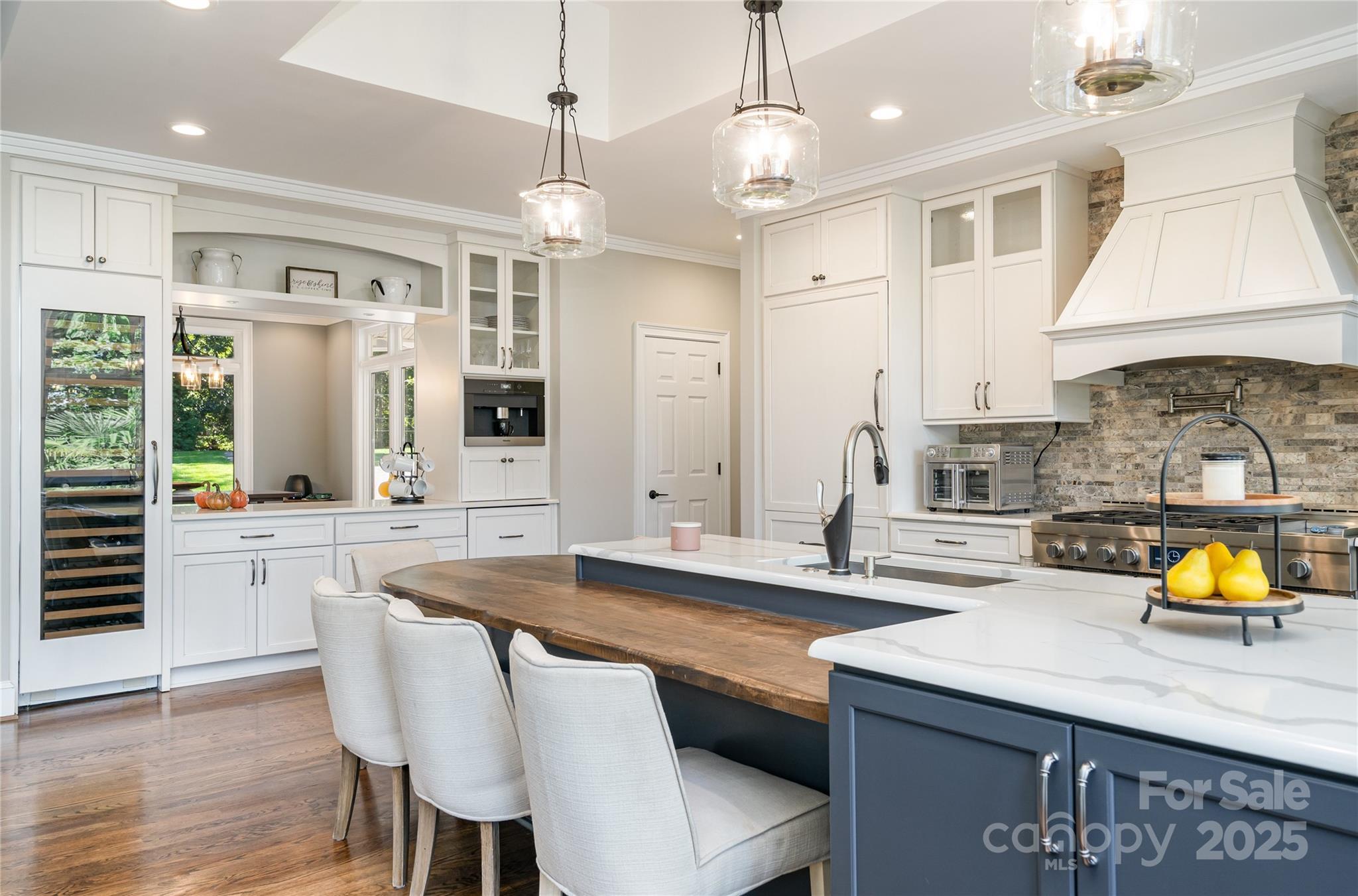 136 Lakeview Shores Loop