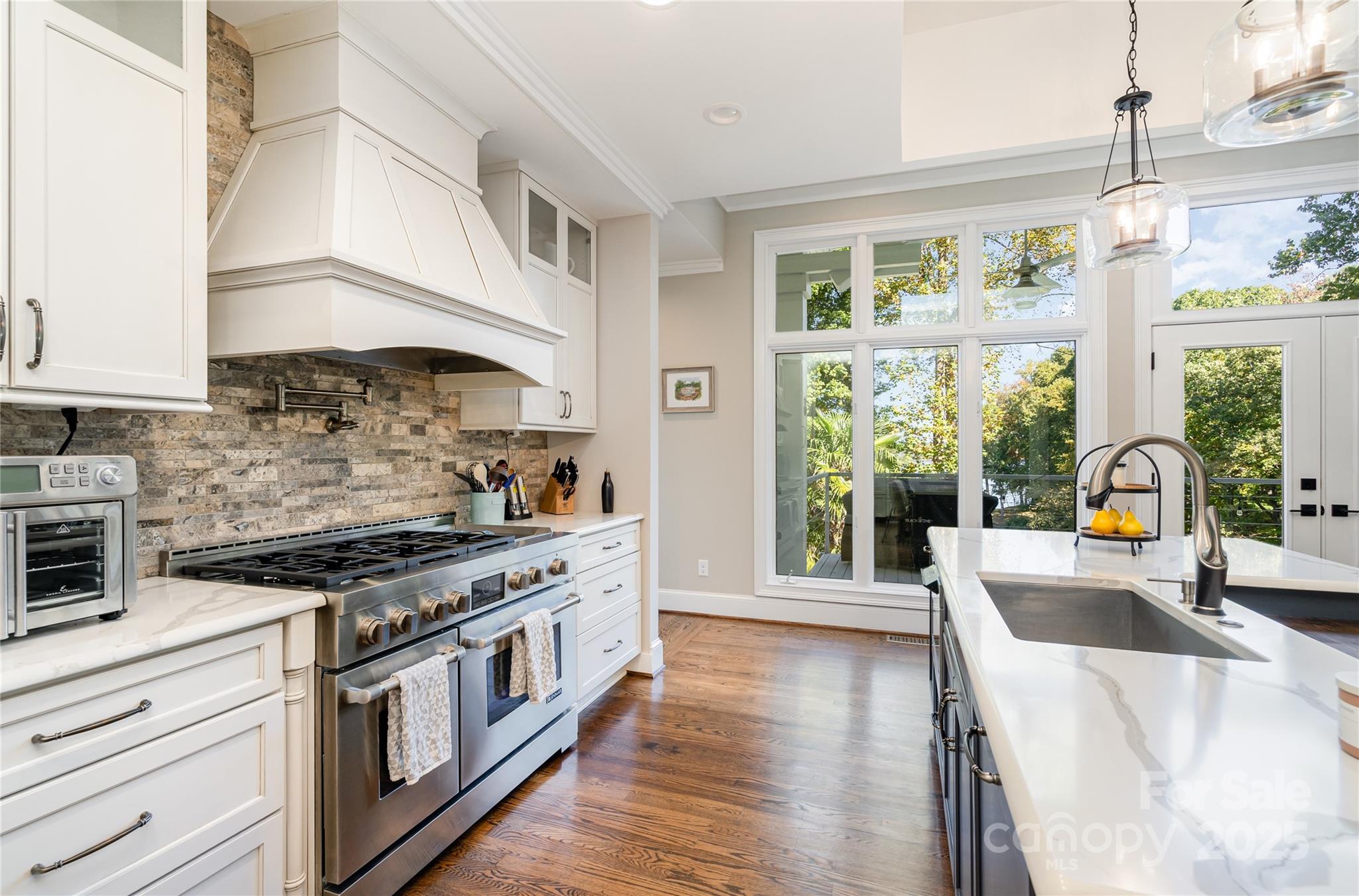 136 Lakeview Shores Loop