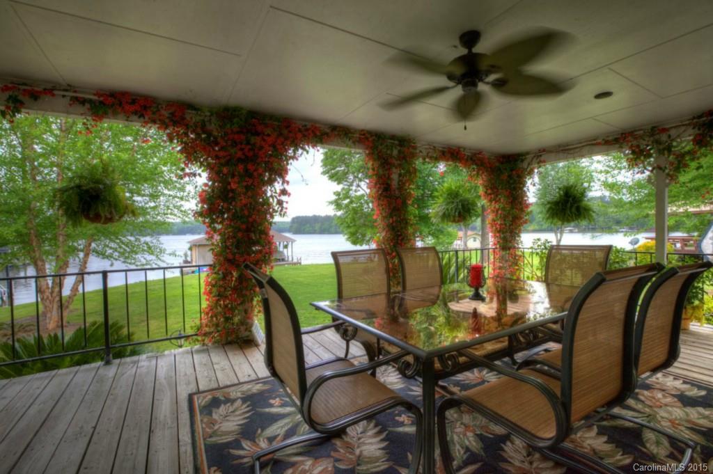 Lakeside - Residential