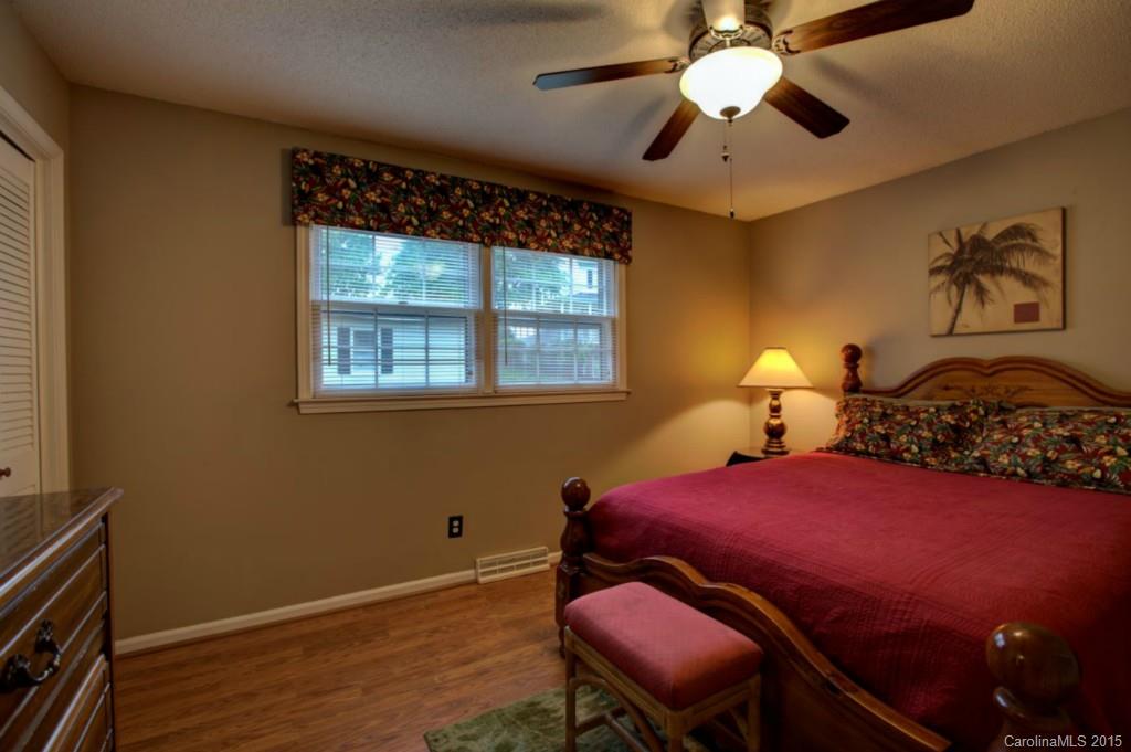 Lakeside - Residential