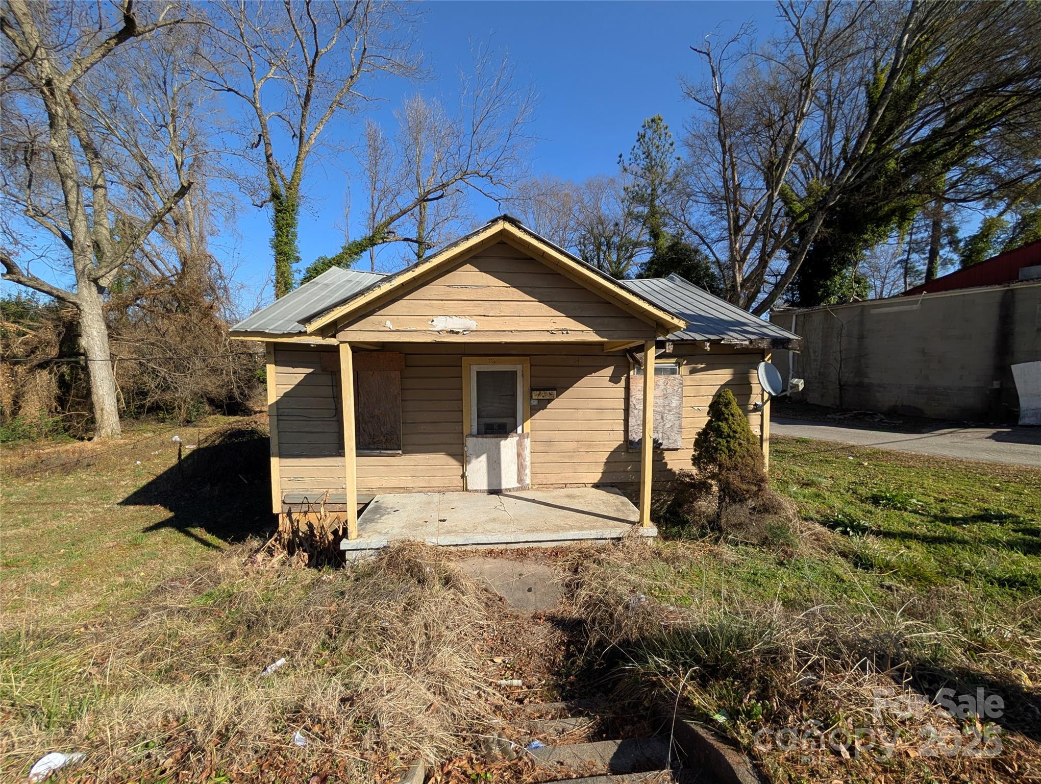 310 W Floyd Baker Boulevard