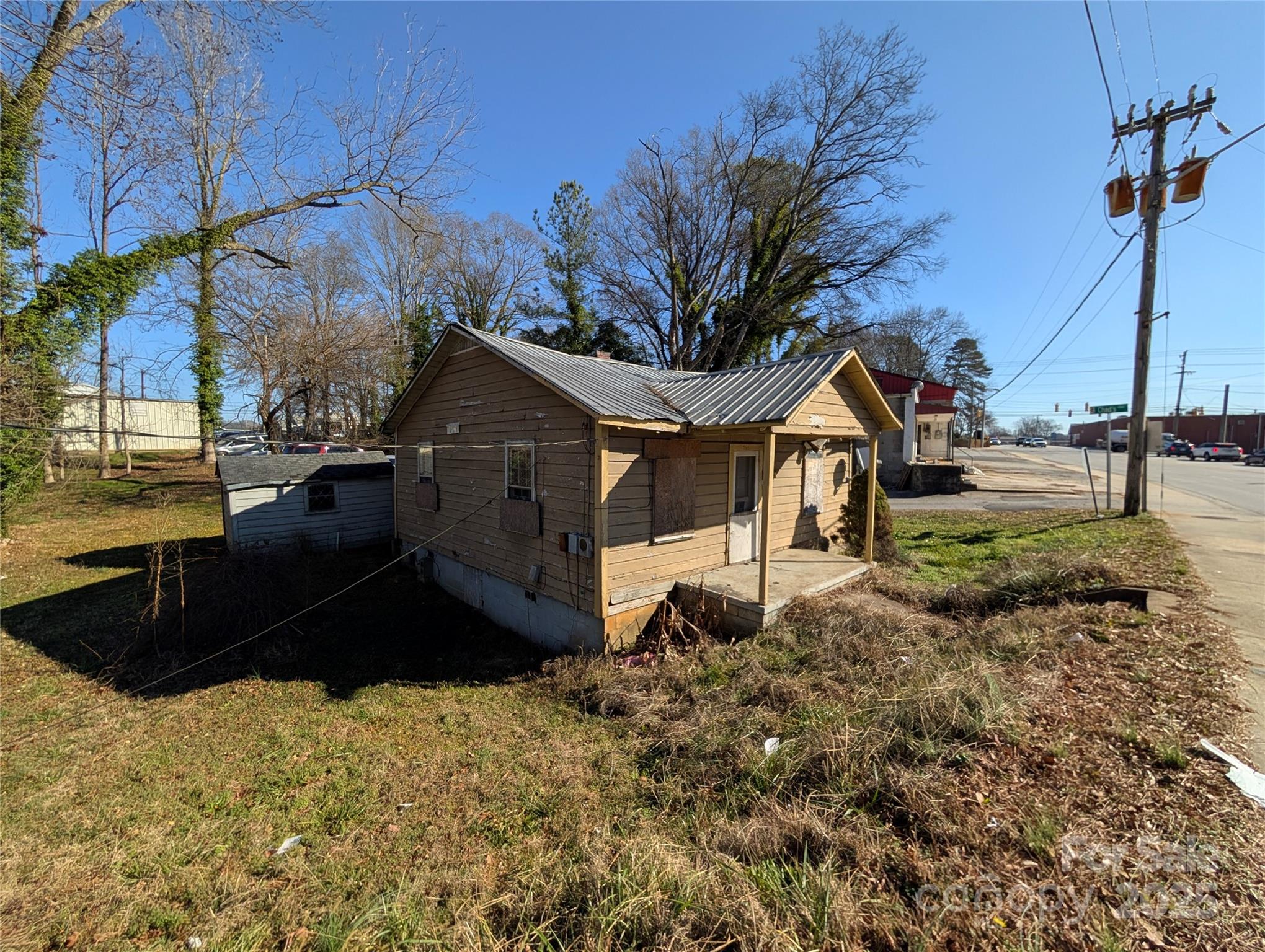 310 W Floyd Baker Boulevard