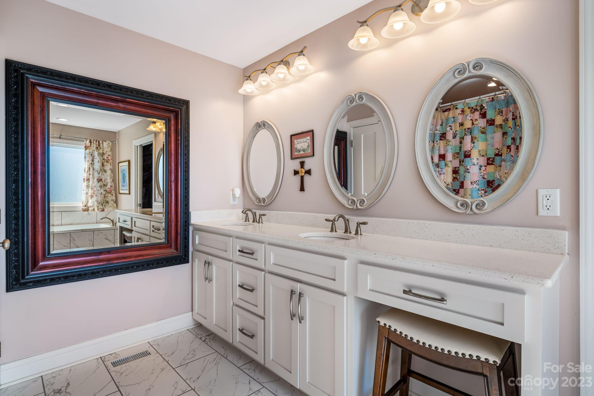 Blackburn Ridge - Residential