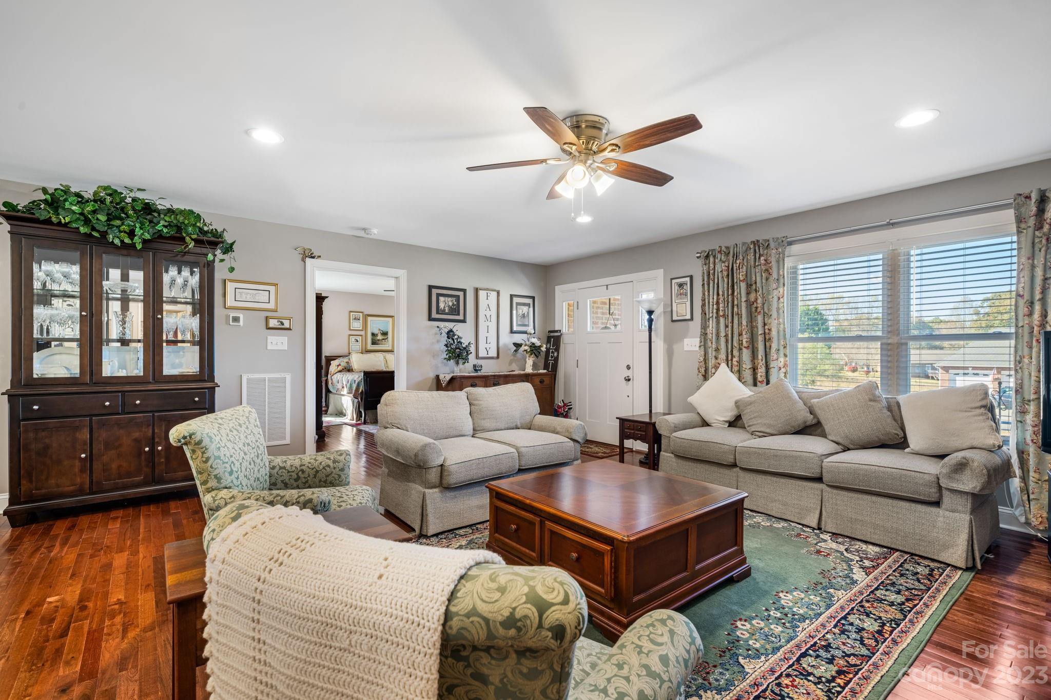 Blackburn Ridge - Residential