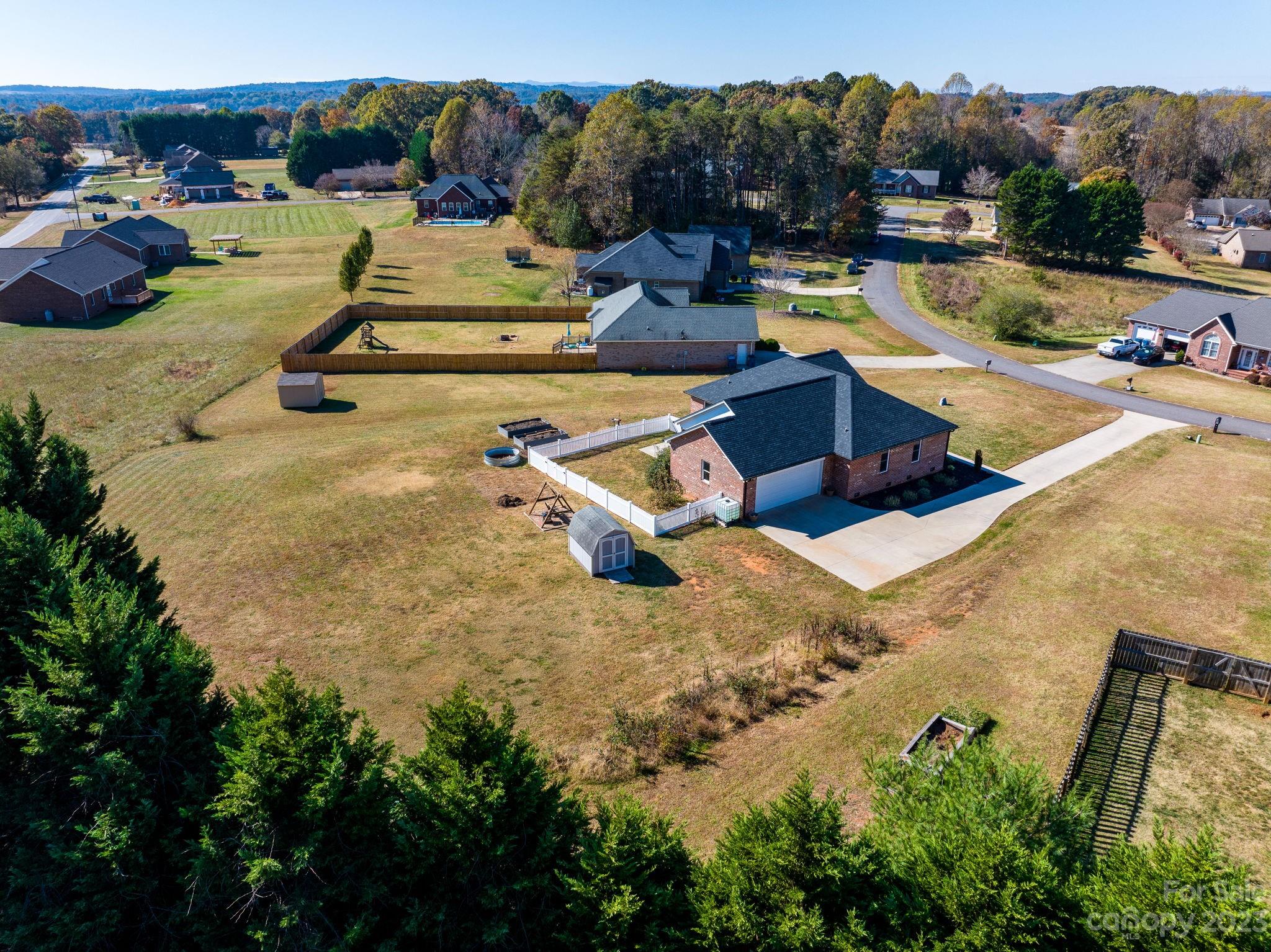 Blackburn Ridge - Residential