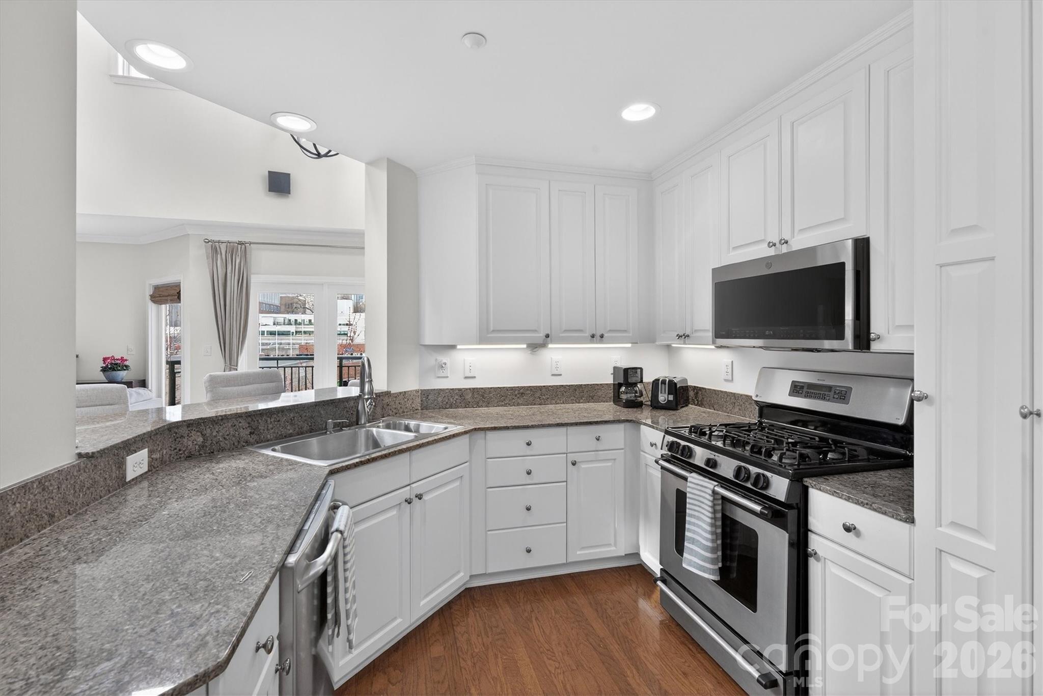 Jefferson Square - Residential